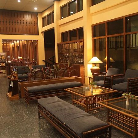Hotel Mutiara Cilacap Kültér fotó