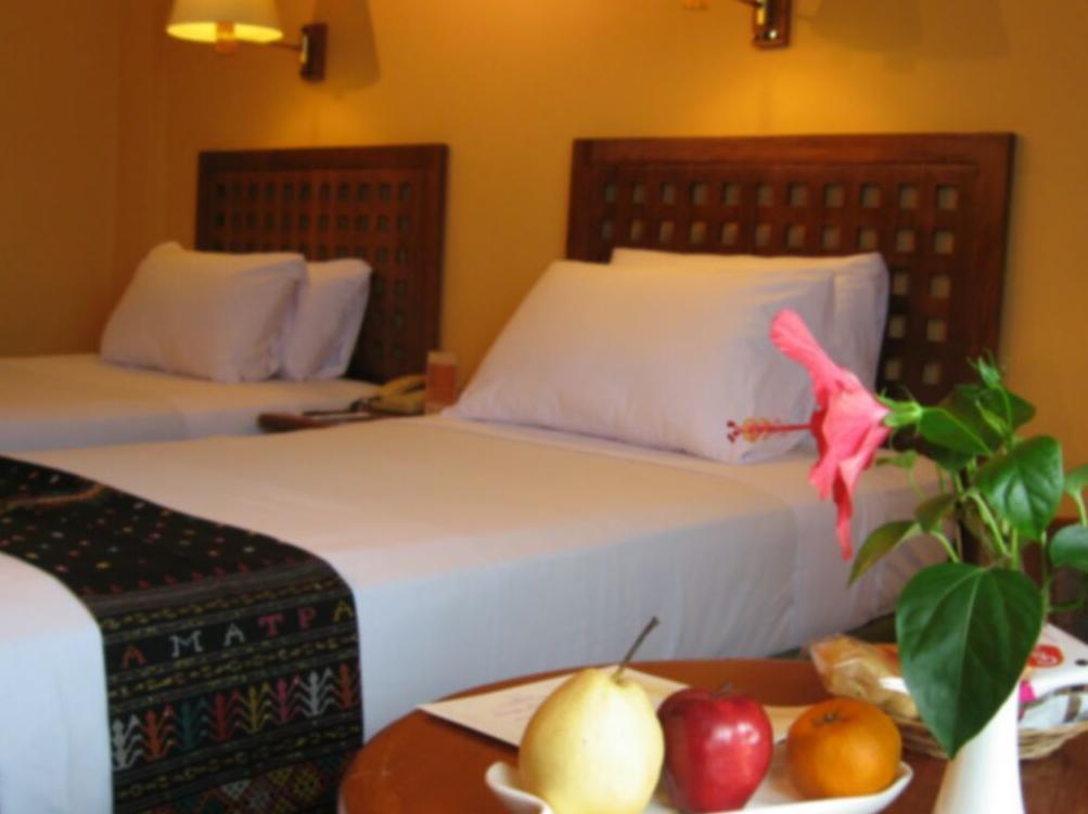 Hotel Mutiara Cilacap Kültér fotó